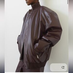 The Frankie shop Woman’s Arley oversized faux leather bomber in burgundy size xs